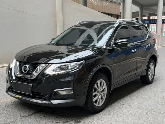 Фотография автомобиля — Nissan X-Trail