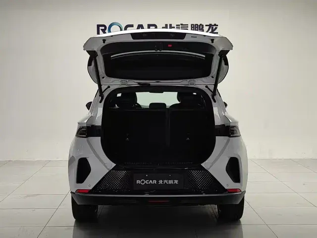 Arcfox Alpha T — Фото автомобиля 5