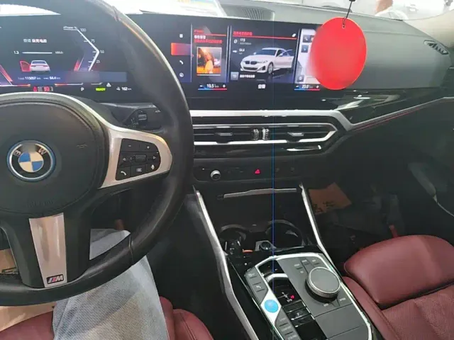 BMW i3 — Фото автомобиля 9