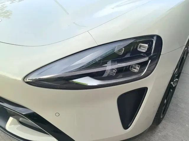 Xiaomi SU7 — Фото автомобиля 19