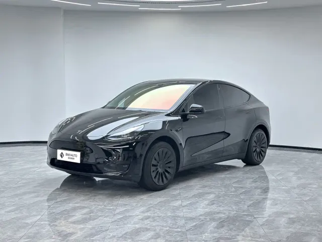 Фотография автомобиля — Tesla Model Y