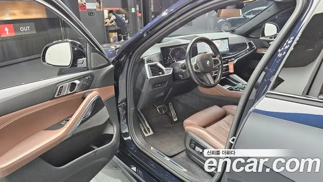 BMW X6 xDrive40i M Sport — Фото автомобиля 10