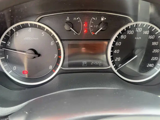 Nissan Sylphy — Фото автомобиля 3