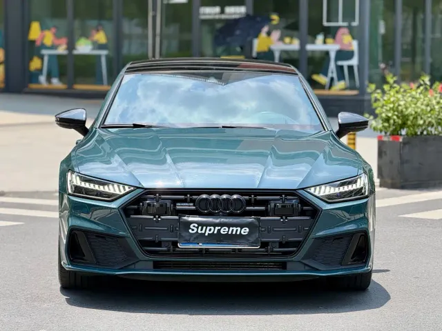 Audi A7L — Фото автомобиля 2