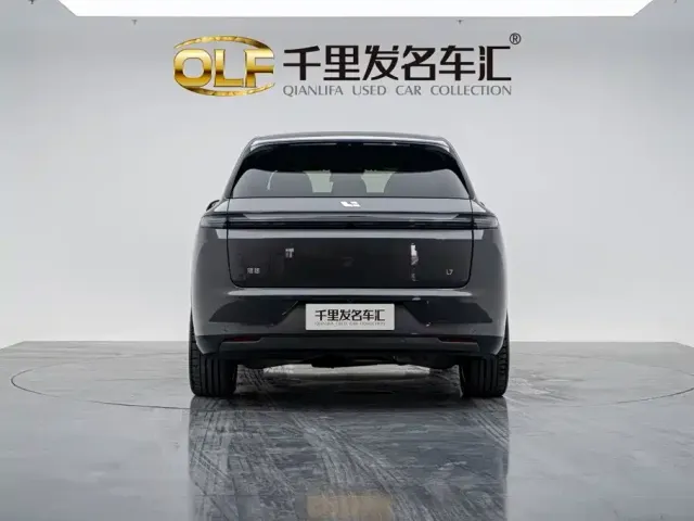 Li Auto L7 — Фото автомобиля 2