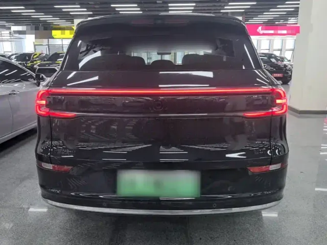 Changan Qiyuan Q07 — Фото автомобиля 5