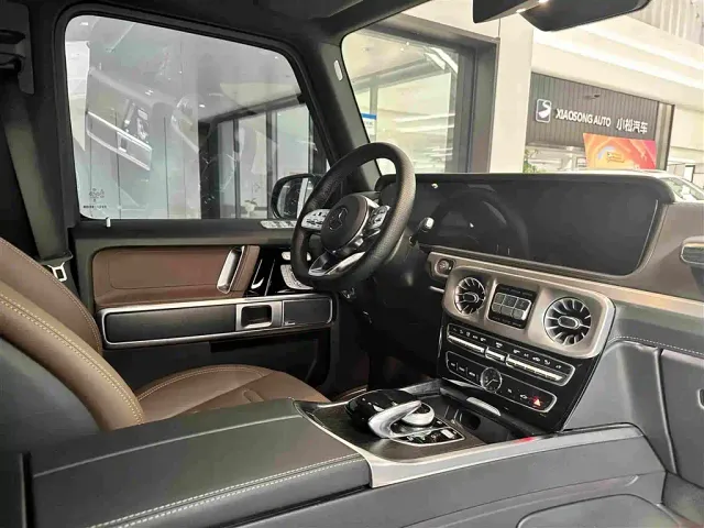 Mercedes-Benz G-Class — Фото автомобиля 28