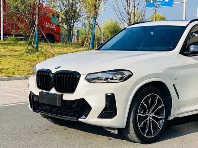 BMW X3 — Фото автомобиля 4