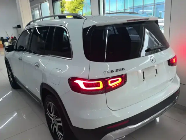 Mercedes-Benz GLB-Class — Фото автомобиля 4