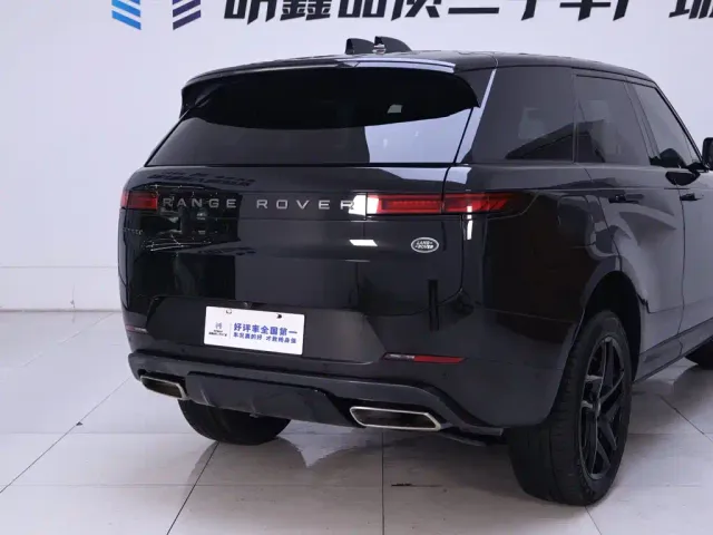 Land Rover Range Rover Sport — Фото автомобиля 8