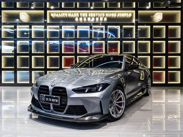 Фотография автомобиля — BMW M4