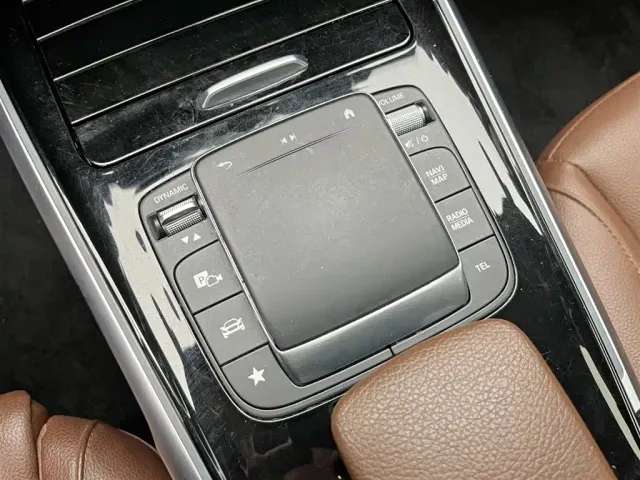 Mercedes-Benz GLB-Class — Фото автомобиля 19