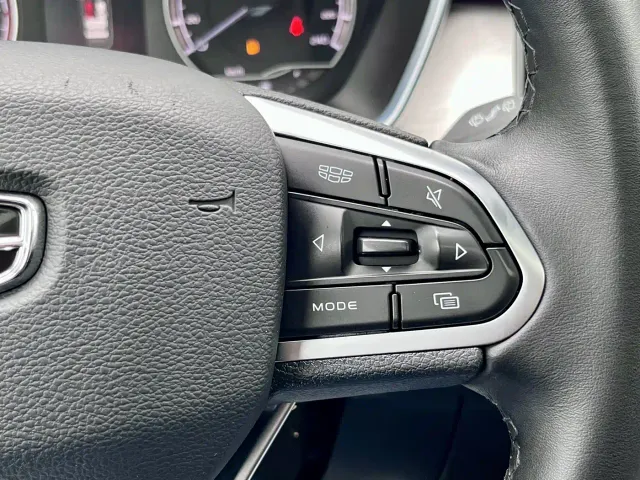 Geely Binyue — Фото автомобиля 22