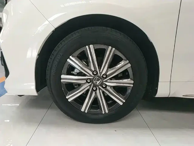 Honda Odyssey — Фото автомобиля 22