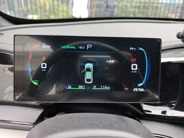 BYD Qin PLUS — Фото автомобиля 7