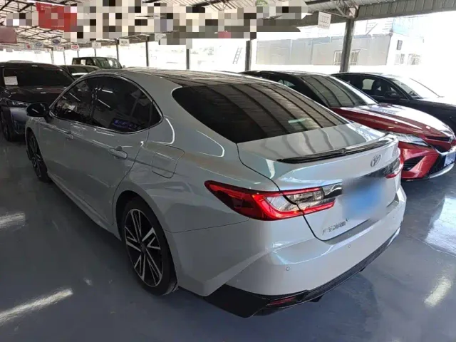 Toyota Camry — Фото автомобиля 4