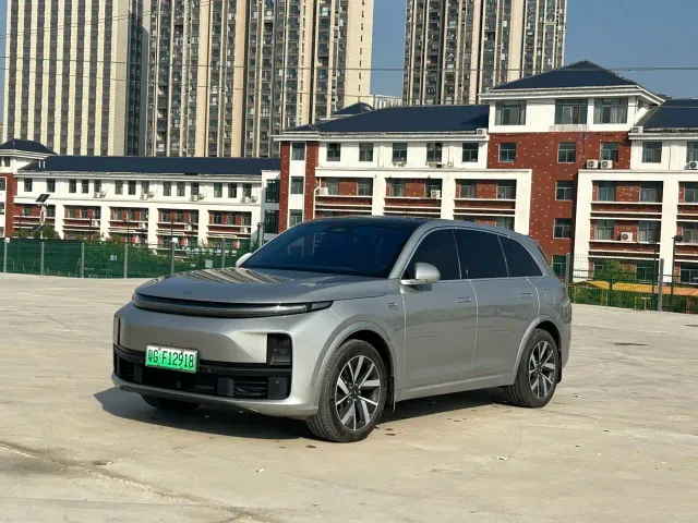 Фотография автомобиля — Li Auto L7
