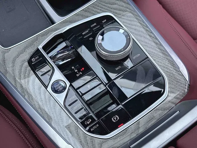 BMW X5 — Фото автомобиля 12