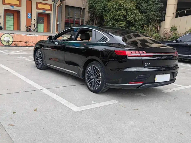 BYD Han — Фото автомобиля 17