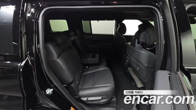 Hyundai Santa Fe — Фото автомобиля 24