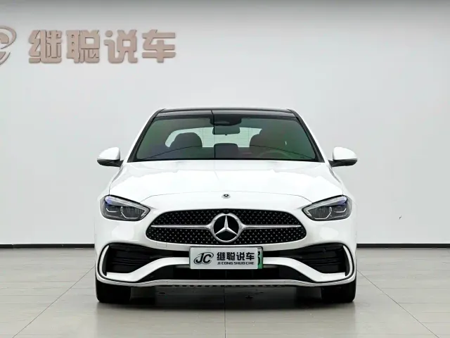 Mercedes-Benz C-Class — Фото автомобиля 2