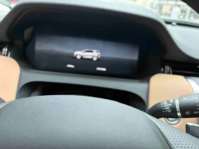 Land Rover Discovery Sport — Фото автомобиля 6