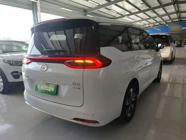 GAC Trumpchi M6 — Фото автомобиля 6