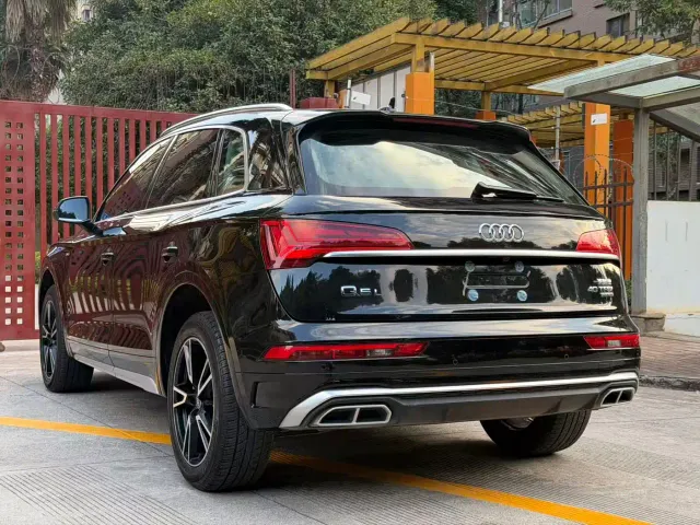 Audi Q5L — Фото автомобиля 7
