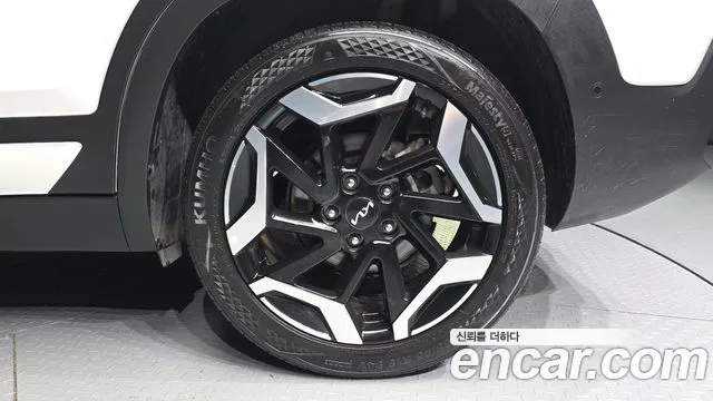 Kia Seltos Новый Seltos Бензин 2.0 2WD — Фото автомобиля 21