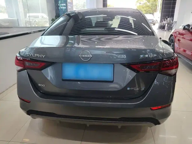 Nissan Sylphy — Фото автомобиля 5