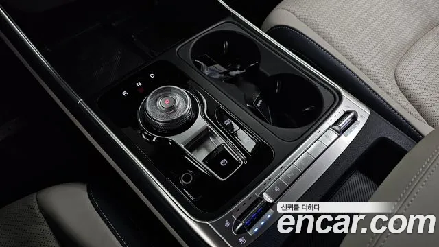 Kia Carnival 4th Gen — Фото автомобиля 12