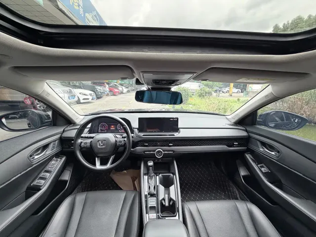 Honda Accord — Фото автомобиля 4