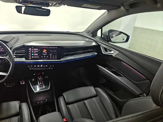 Audi Q4 e-tron — Фото автомобиля 8