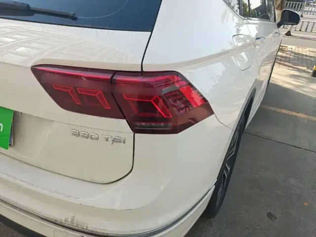 Volkswagen Tiguan L — Фото автомобиля 7
