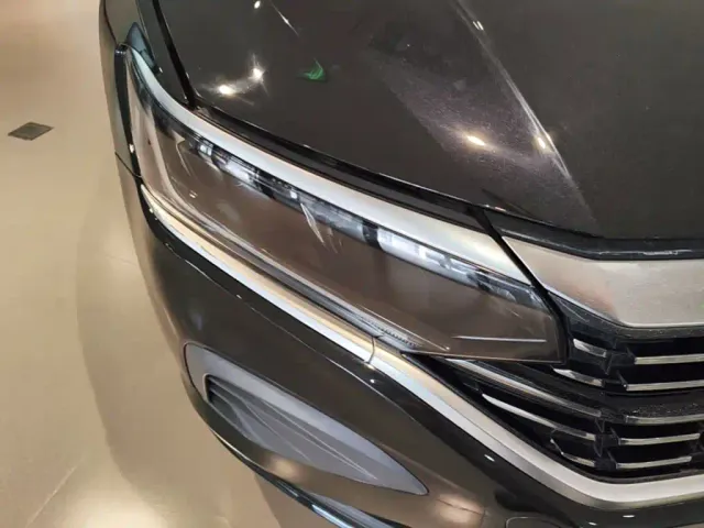 Volkswagen Passat — Фото автомобиля 10
