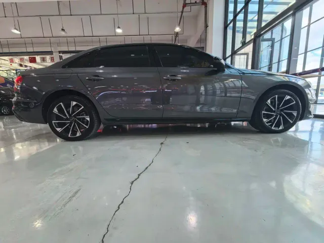 Audi A4L — Фото автомобиля 25