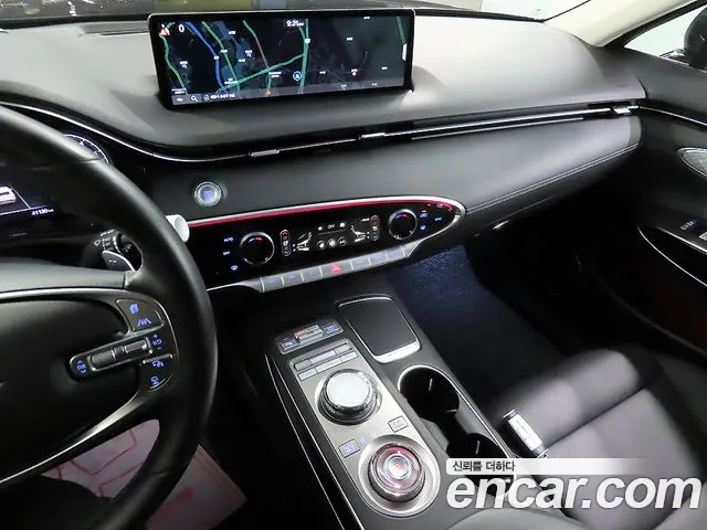 Genesis GV70 — Фото автомобиля 10