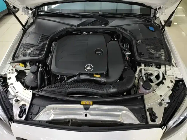 Mercedes-Benz C-Class — Фото автомобиля 19