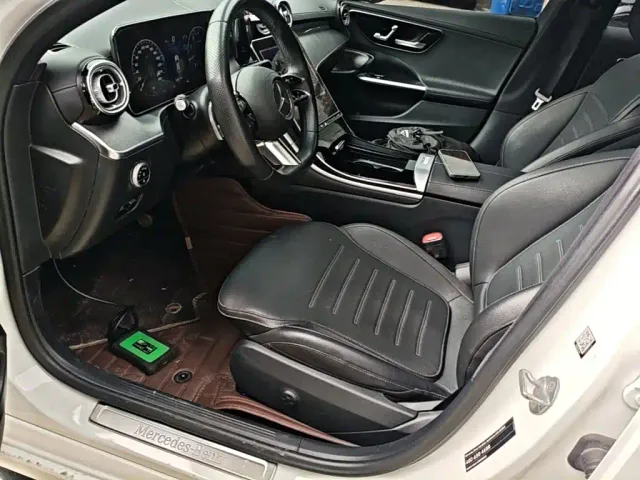 Mercedes-Benz C-Class — Фото автомобиля 14