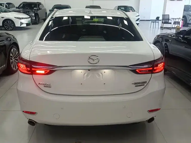 Mazda Atenza — Фото автомобиля 5