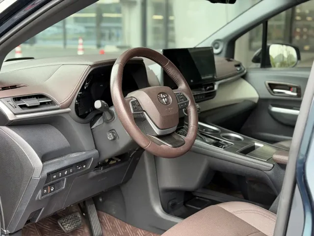 Toyota Granvia — Фото автомобиля 8