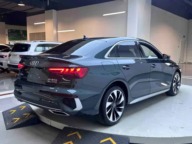 Audi A3 — Фото автомобиля 5
