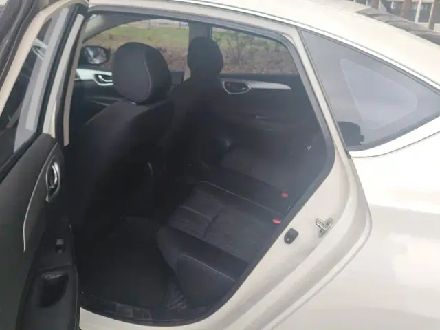 Nissan Sylphy — Фото автомобиля 11