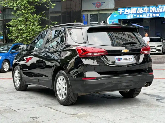 Chevrolet Equinox — Фото автомобиля 4