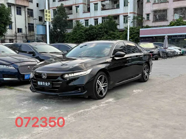 Фотография автомобиля — Honda Accord