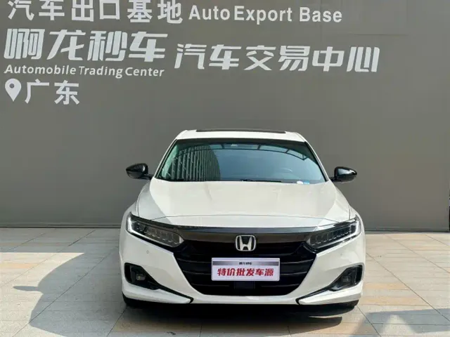 Фотография автомобиля — Honda Accord