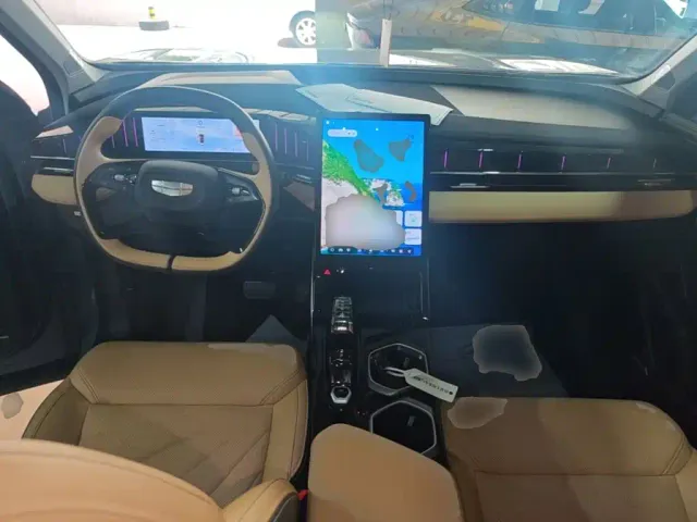 Geely Boyue L — Фото автомобиля 9