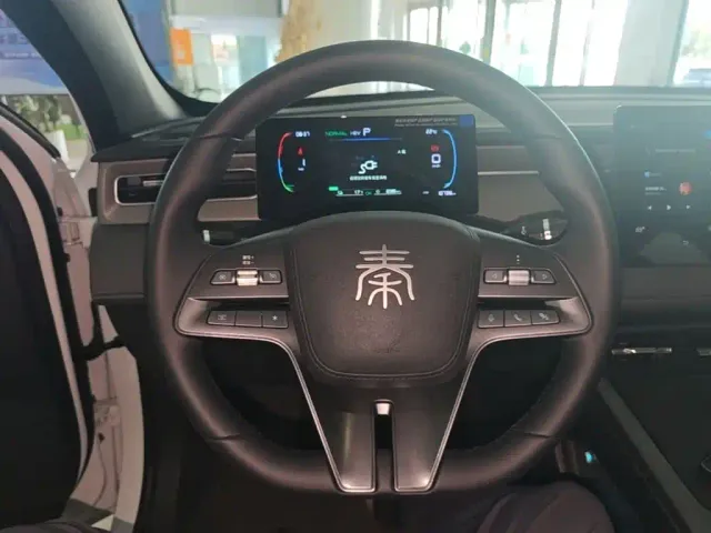 BYD Qin PLUS — Фото автомобиля 10