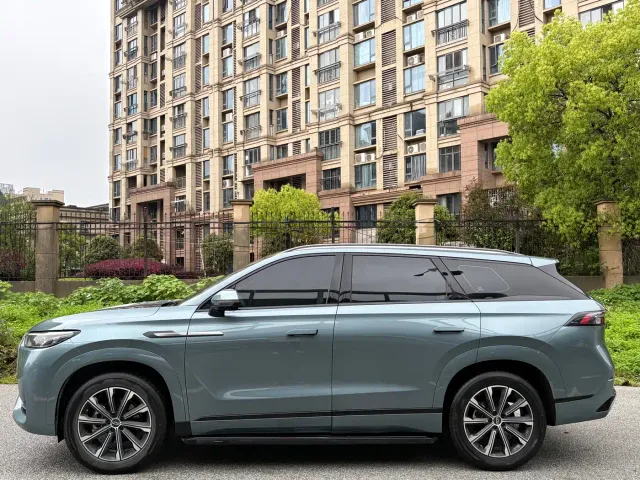 Chery Tiggo 9 — Фото автомобиля 4
