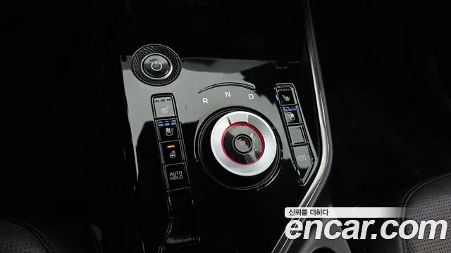 Kia Niro — Фото автомобиля 9